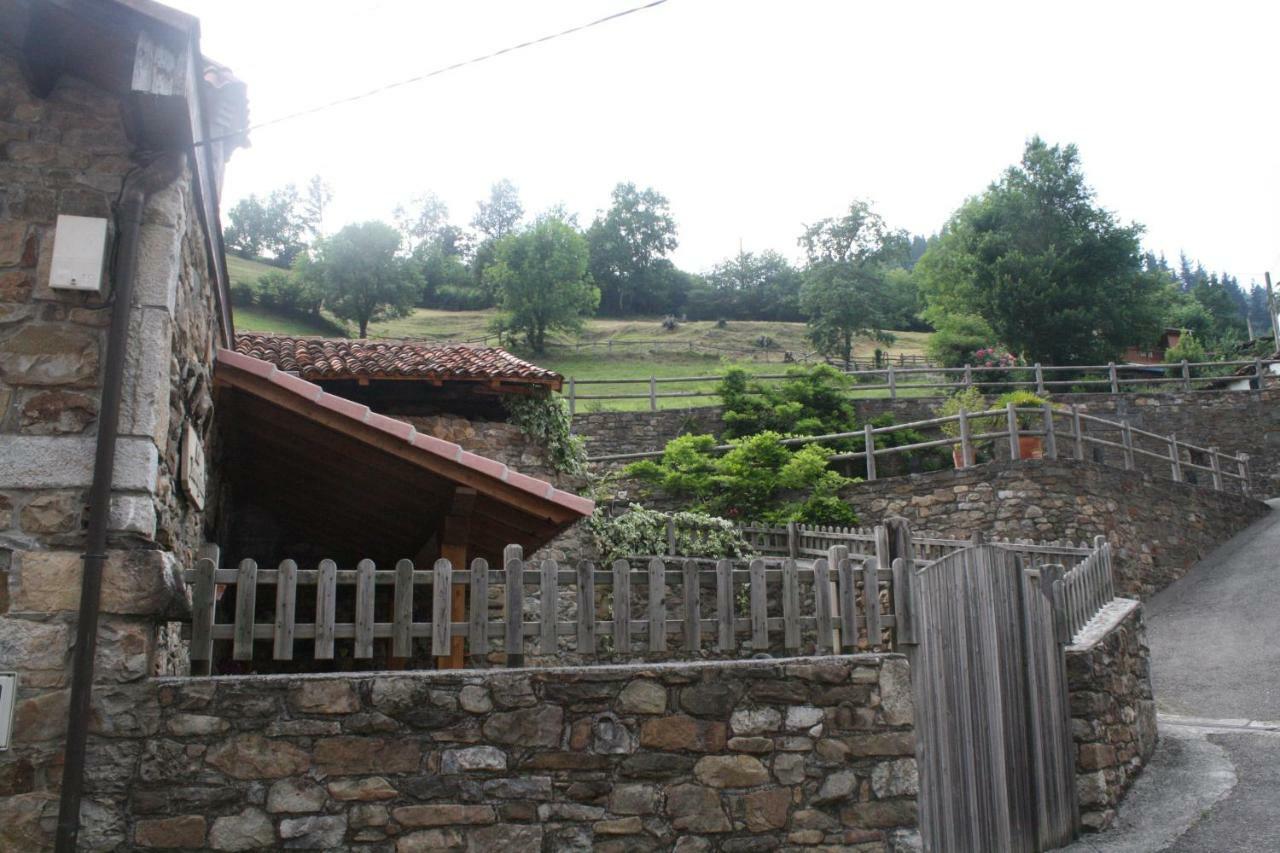 Casa Rural La Xiarapina Serrapio Eksteriør bilde